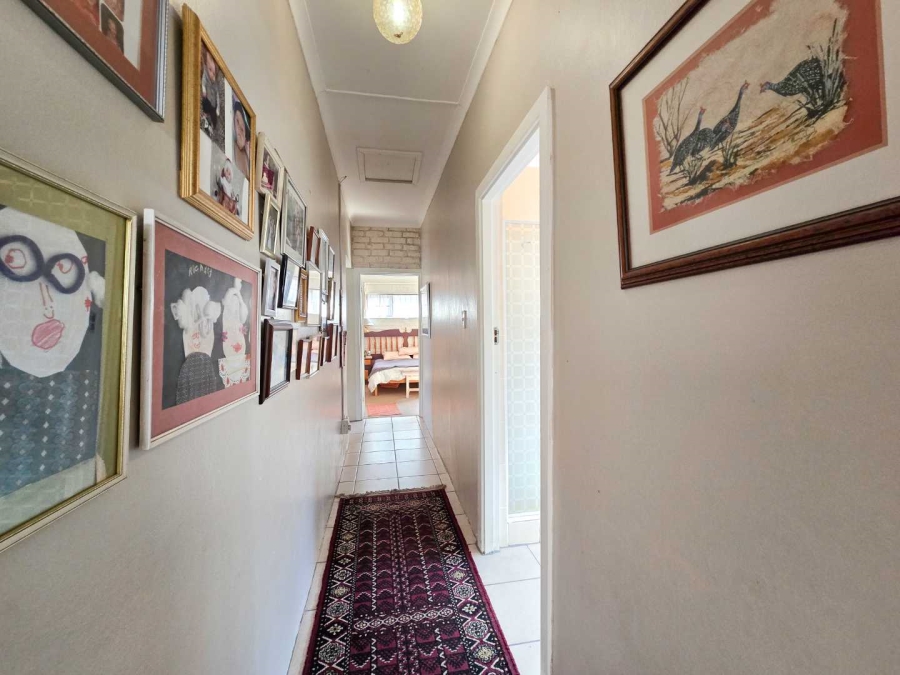 4 Bedroom Property for Sale in Stilbaai Oos Western Cape